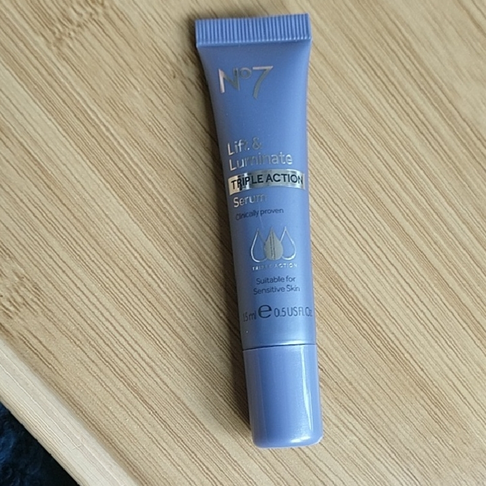 No7 Lift & Luminate Triple Action Serum - Lavender Tube